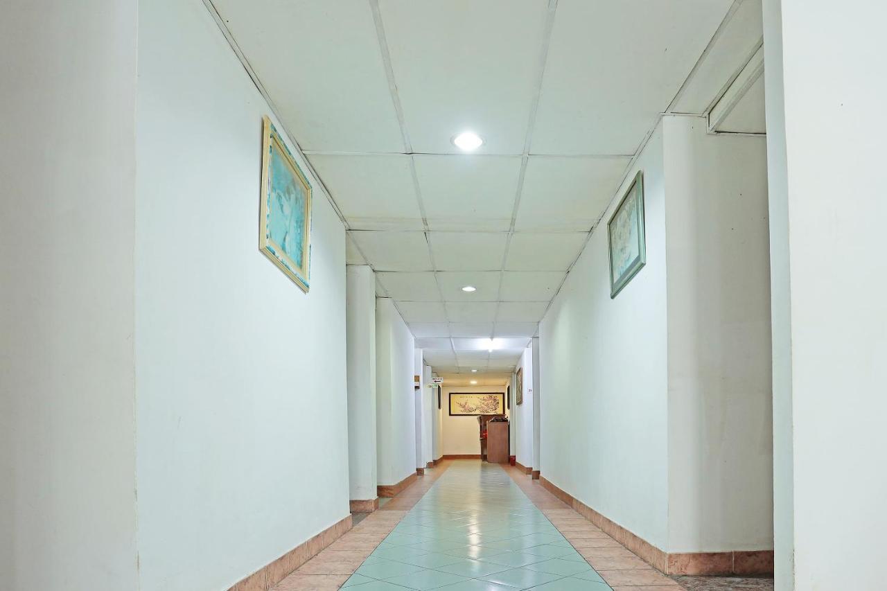 Hotel Oyo 90598 Living House C0 Kuching Exterior foto